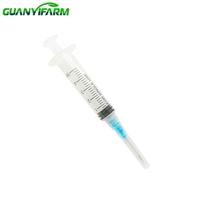 10 ml ruiskut neuloilla